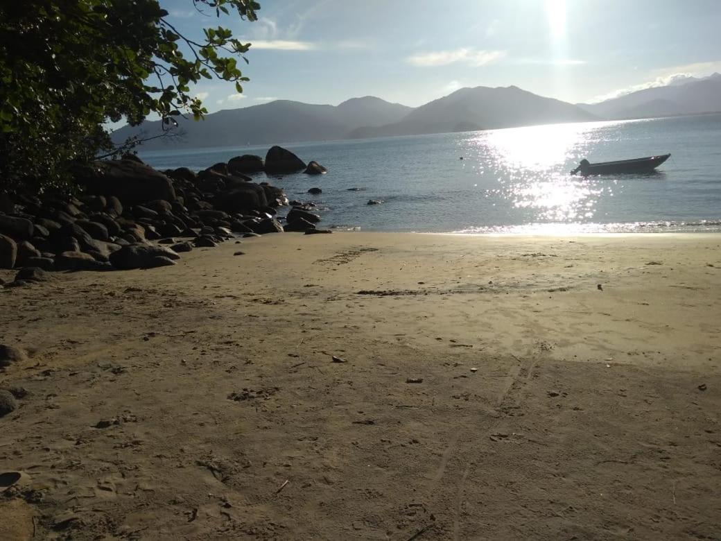 Dormitórios Praia da Lagoinha Ubatuba Exterior foto